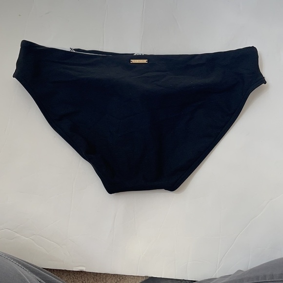 Sea Level Australia black white colorblock ribbed bikini bottoms 8 NWOT - Picture 2 of 5